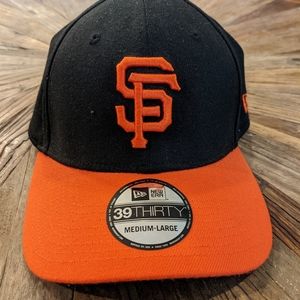 SF Giants Baseball Hat - Size med/large